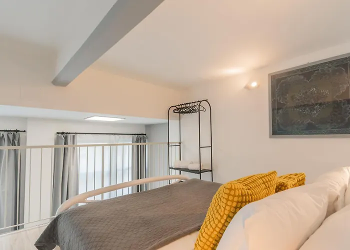 Architect's Loft By Rent *