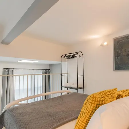 Architect's Loft By Rent *