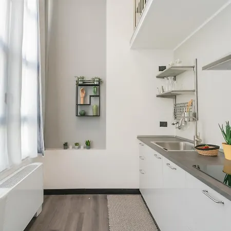 Architect's Loft By Rent Appartement Côme