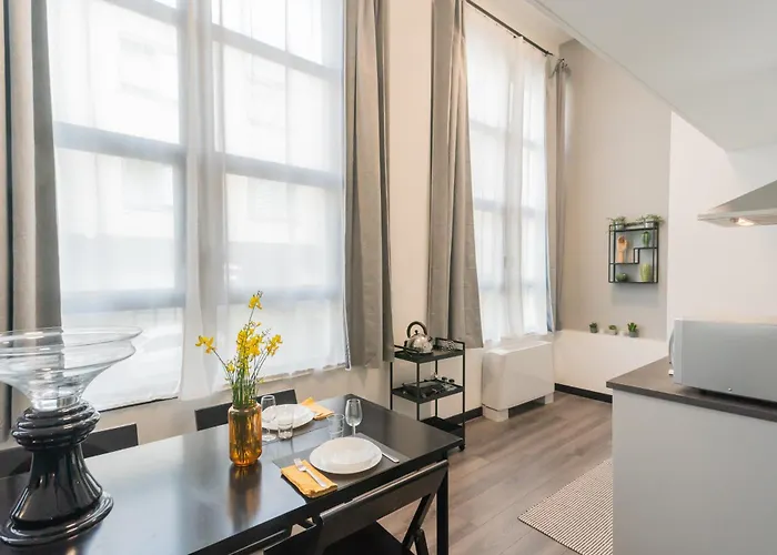 Architect's Loft By Rent 아파트