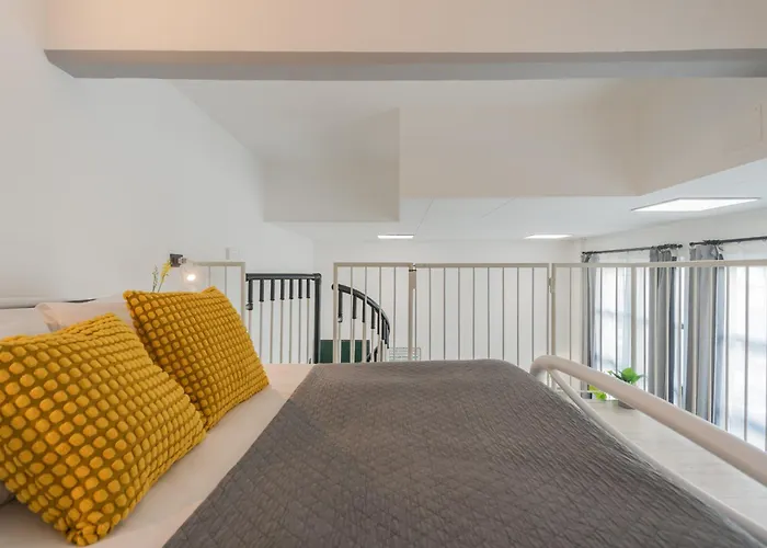 Architect's Loft By Rent