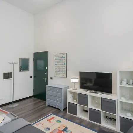 Architect's Loft By Rent شقة كومو