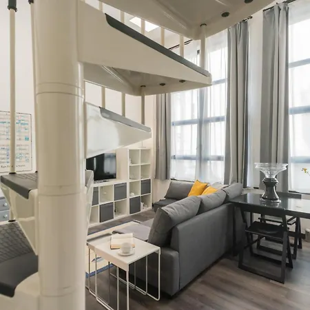 Architect's Loft By Rent *