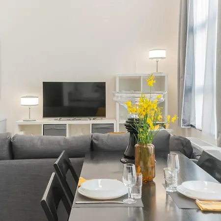 Architect's Loft By Rent * Como