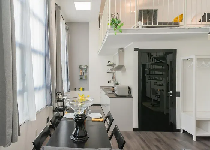 Architect's Loft By Rent