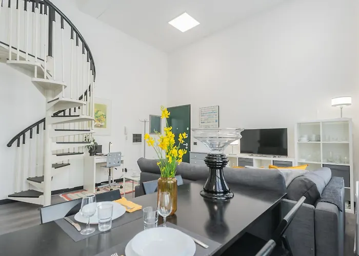 Architect's Loft By Rent * Como